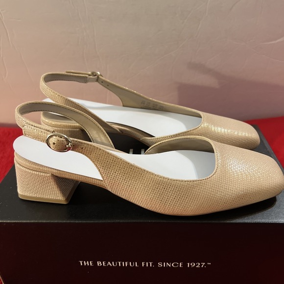 Naturalizer Jayla Comfort Slingback Pumps Sandals Shoes And Women's Sz 8 Sand - Picture 3 of 16